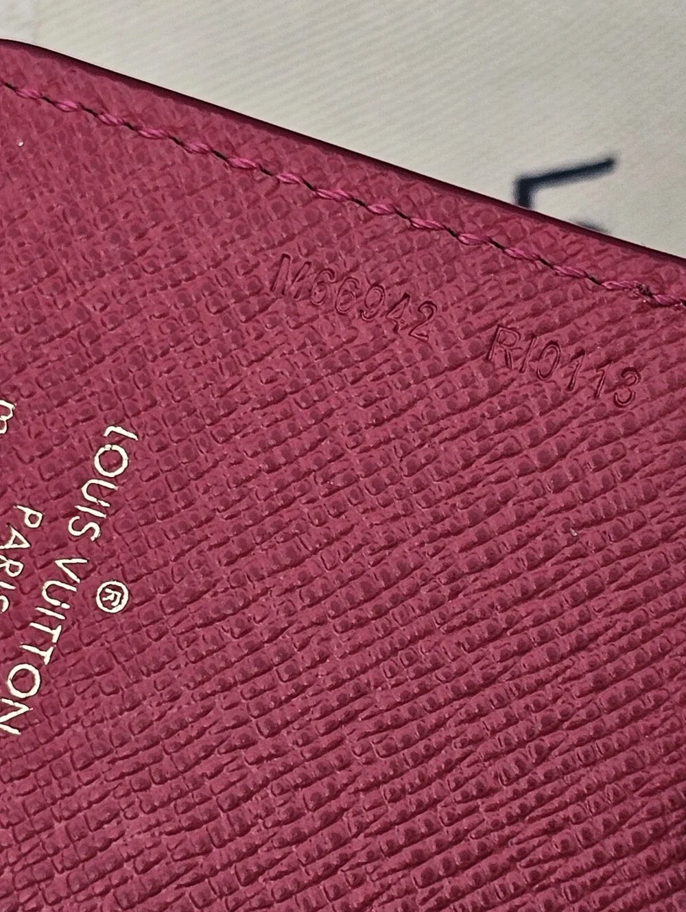 Louis Vuitton Illustrate Bag Charm Pink
